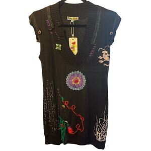 Forla Paris Black Embroidered V-Neck Top, Flutter sleeves, Grunge, streetwear L